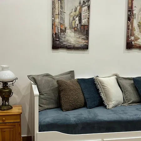 V Roznave Apartamento Brzotín